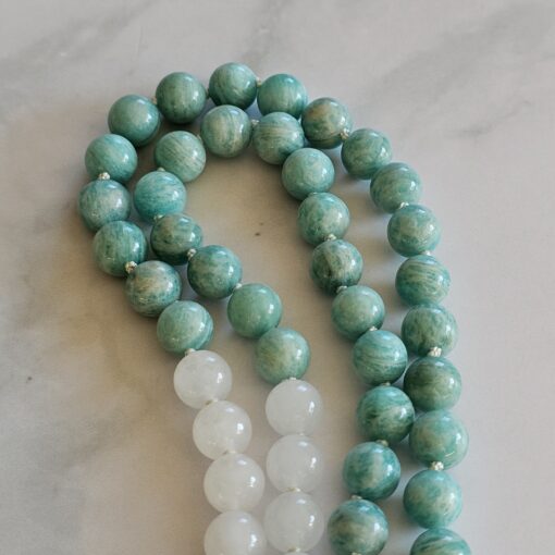 Amazonit-Schneequarz-Mala mit Seidenquaste und Armband – Bild 13
