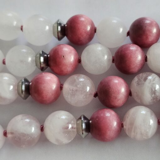 Rhodonit-Rosenquarz-Schneequarz-Mala mit Edelstahlanhänger und Armband – Bild 16
