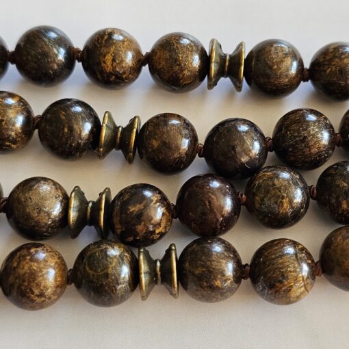 Bronzit-Mala mit Bronzit-Anhänger und Armband – Bild 16