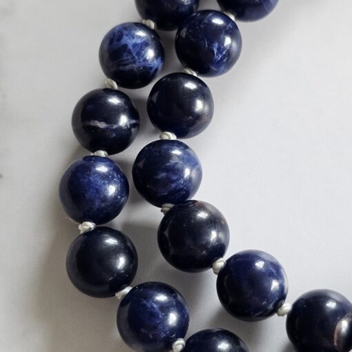 Sodalith-Schneequarz-Mala mit Sodalith-Anhänger und Armband – Bild 17