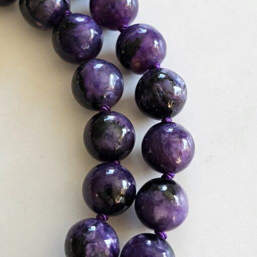 Charoit-Mala (1) mit Charoit-Anhänger und Armband – Bild 18