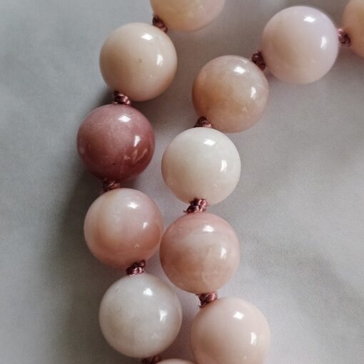Opal (peruanischer, rosafarbener Opal) -Mala mit Edelstahlanhänger – Bild 19