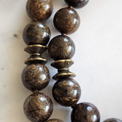 Bronzit-Mala mit Bronzit-Anhänger und Armband – Bild 19