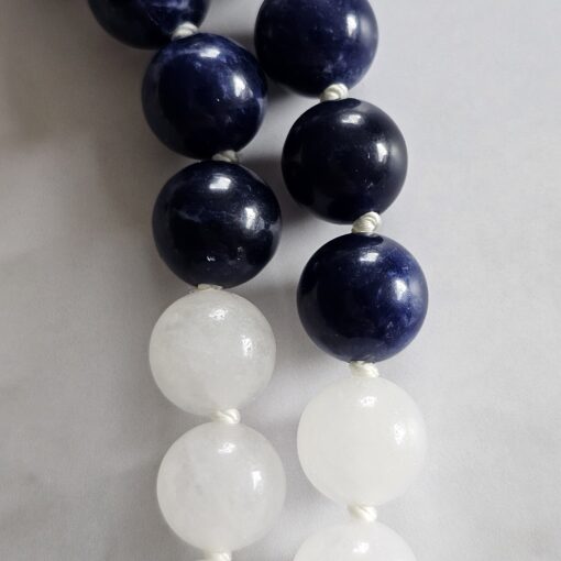Sodalith-Schneequarz-Mala mit Sodalith-Anhänger und Armband – Bild 21