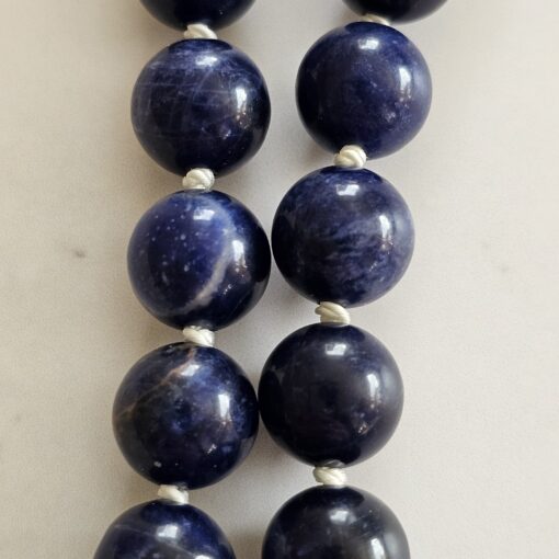 Sodalith-Schneequarz-Mala mit Sodalith-Anhänger und Armband – Bild 23
