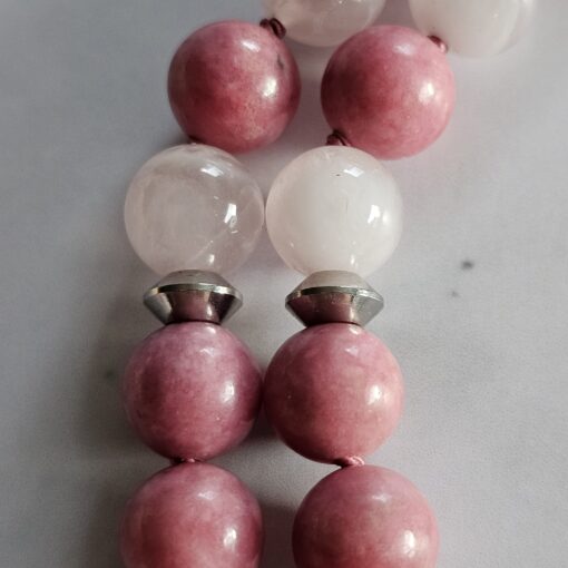 Rhodonit-Rosenquarz-Schneequarz-Mala mit Edelstahlanhänger und Armband – Bild 23