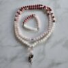 Rhodonit-Rosenquarz-Schneequarz-Mala mit Edelstahlanhänger und Armband