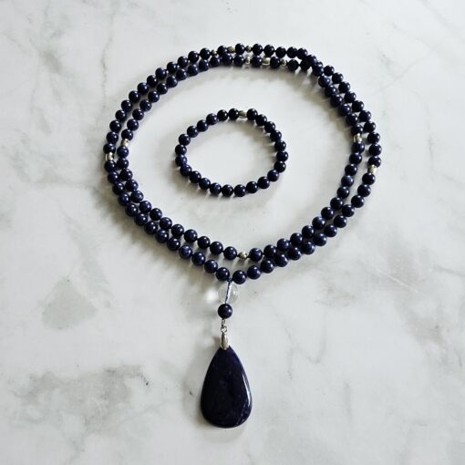Sodalith-Mala (1) mit Sodalith-Anhänger und Armband