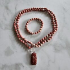 Thulit (Mangan-Zoisit) -Mala (1) mit Thulit-Anhänger und Armband