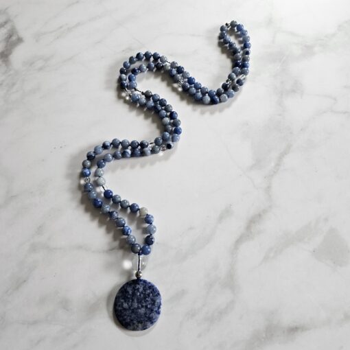 Aventurinquarz (blau) -Bergkristall-Mala mit blauem Aventurinquarz-Anhänger – Bild 4