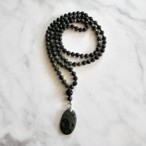 Eldarit („Kabambastein“) -Mala mit Eldarit-Anhänger und Armband – Bild 5