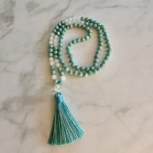 Amazonit-Schneequarz-Mala mit Seidenquaste und Armband – Bild 5