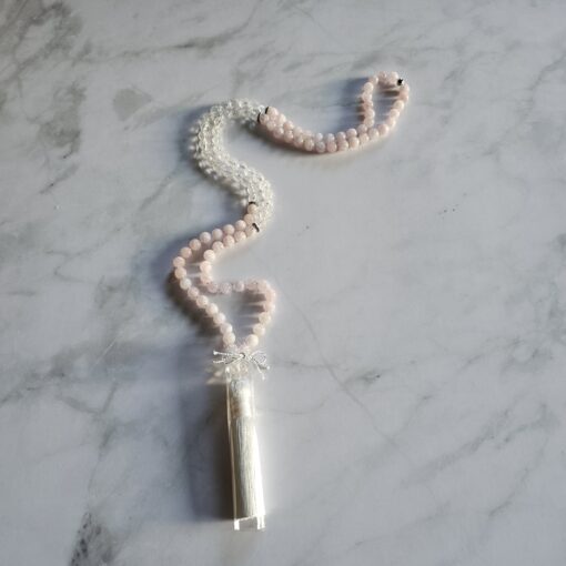Rosenquarz-Bergkristall (Rosenperlen) -Mala mit Seidenquaste und Armband – Bild 6