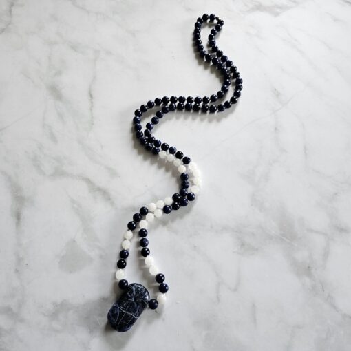 Sodalith-Schneequarz-Mala mit Sodalith-Anhänger und Armband – Bild 6