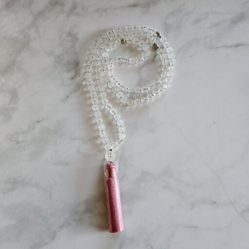 Bergkristall-Lotusperlen-Mala (2) mit Seidenquaste und Armband – Bild 6