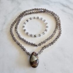 Achat (grau) -Mala mit Kundl-Marmor-Anhänger und Armband