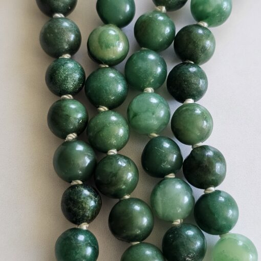 Budstone („Prasemquarz“) -Schneequarz-Mala mit Budstone-Donut – Bild 10