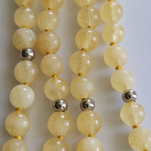 Calcit (orange, „Orangencalcit“) -Mala (3) mit Edelstahlanhänger – Bild 10