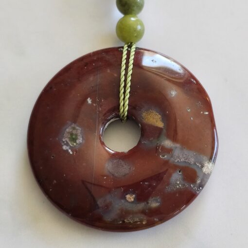 Jaspis (grün) -Mala mit rotem Jaspis-Donut und Armband – Bild 10