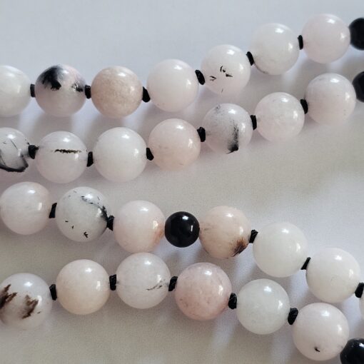 Jaspis („Kirschblüten-Jaspis“) -Turmalin (schwarz) -Mala mit Seidenquaste – Bild 12