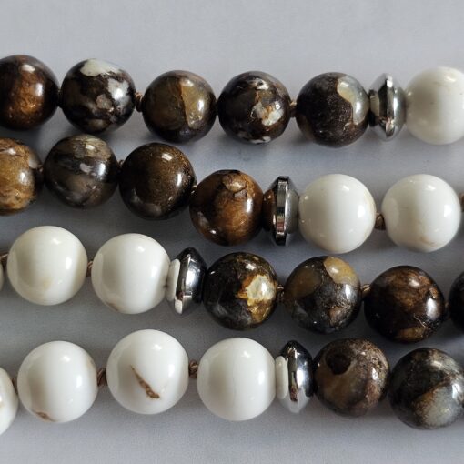 Magnesit-Opal (braun) -Mala (1) mit Edelstahlanhänger – Bild 12