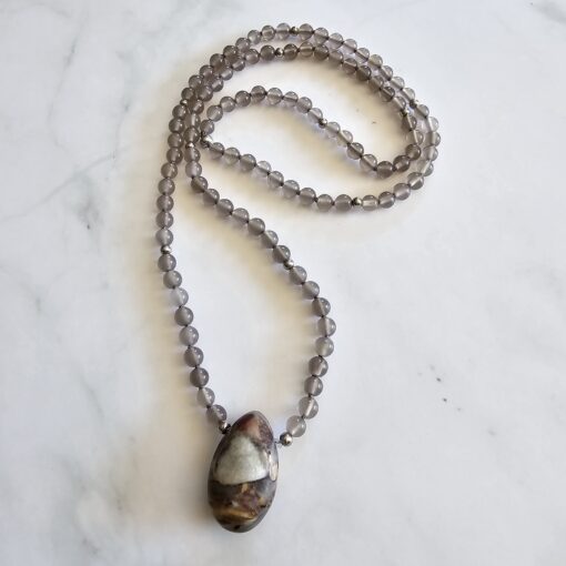 Achat (grau) -Mala mit Kundl-Marmor-Anhänger und Armband – Bild 4