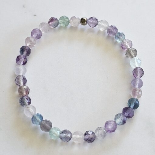 Fluorit (bunt, „Regenbogenfluorit“, facettiert) -Mala (2) mit  „Regenbogenfluorit“-Anhänger und 2 Armbändern – Bild 5