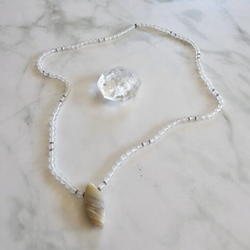 Achat (weiß, „Friedensachat“) -Mala (1) mit Achat-Navette – Bild 5