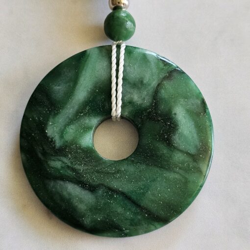 Budstone („Prasemquarz“) -Schneequarz-Mala mit Budstone-Donut – Bild 8