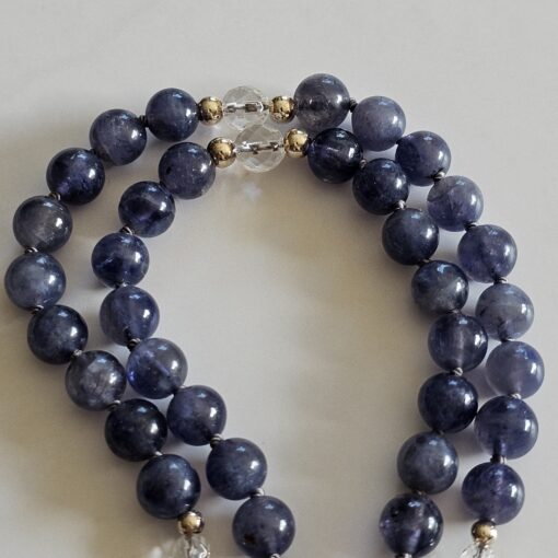 Iolith (Cordierit) -Bergkristall (facettiert) -Mala mit Iolith-Anhänger und Armband – Bild 15