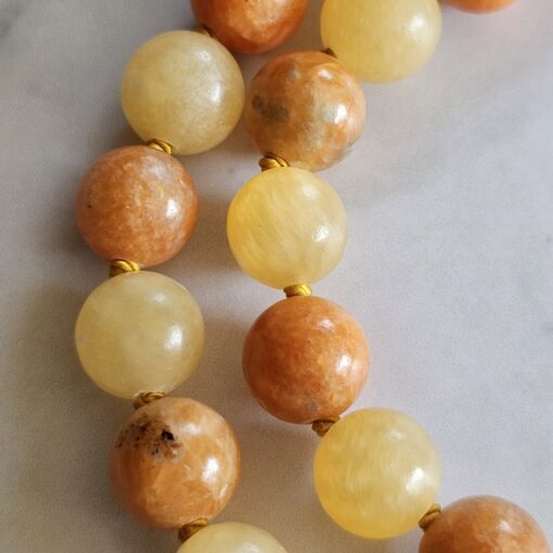 Calcit (orangefarben und gelb) -Mala mit gelbem Calcit-Donut und Armband – Bild 19