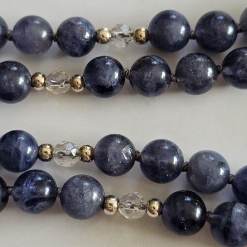 Iolith (Cordierit) -Bergkristall (facettiert) -Mala mit Iolith-Anhänger und Armband – Bild 18