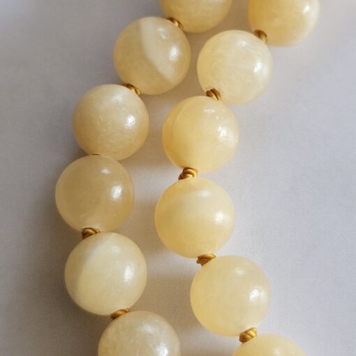 Calcit (orangefarben und gelb) -Mala mit gelbem Calcit-Donut und Armband – Bild 21
