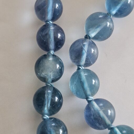 Fluorit (blau) -Bergkristall-Mala mit blau-grünem Fluorit-Anhänger und Armband – Bild 29