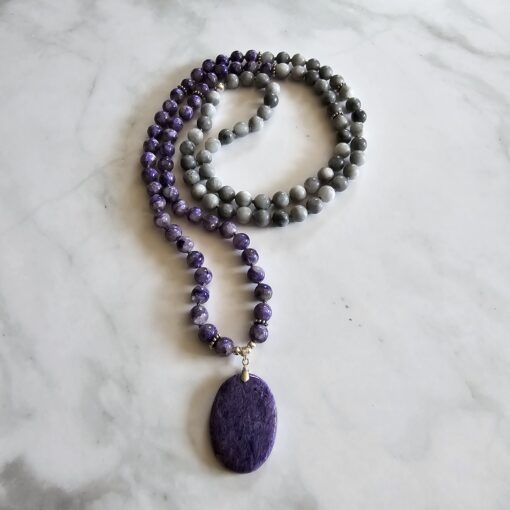 Charoit-"Adlerauge"-Mala mit Charoit-Anhänger und Armband – Bild 5