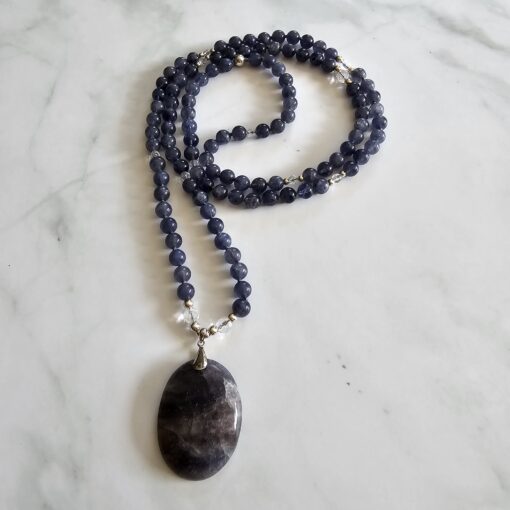 Iolith (Cordierit) -Bergkristall (facettiert) -Mala mit Iolith-Anhänger und Armband – Bild 5