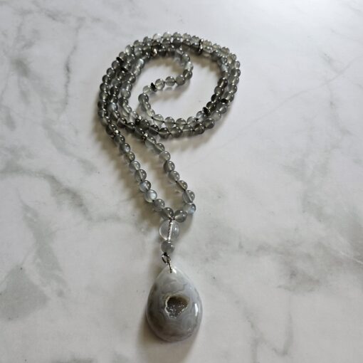 Mondstein (grau) -Mala mit grauem Achat-Anhänger und Armband – Bild 5