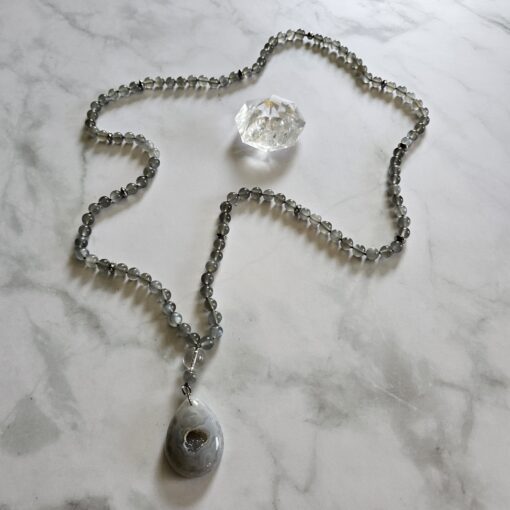Mondstein (grau) -Mala mit grauem Achat-Anhänger und Armband – Bild 7