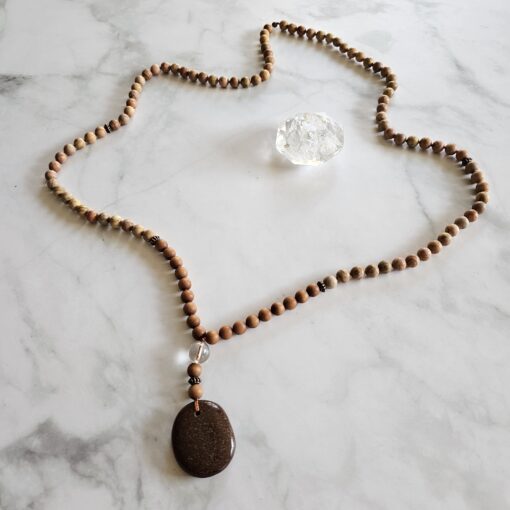 Jaspis (naturfarben und matt) -Sandelholz-Kupfer-Mala mit Kalkoolith-Anhänger und 2 Armbändern – Bild 8