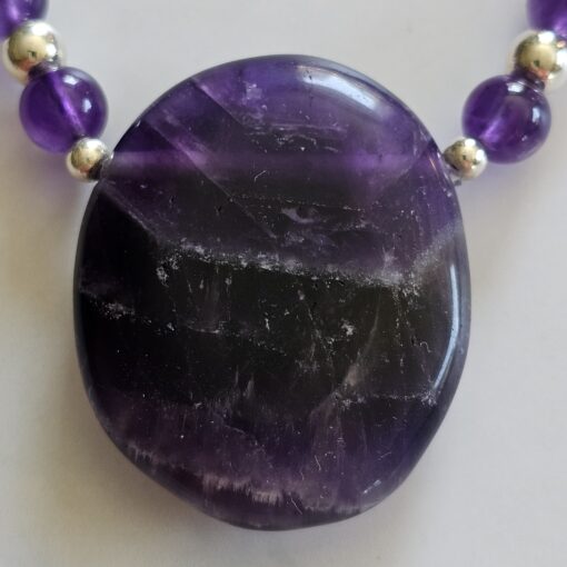 Amethyst (dunkel) -Mala mit dunklem Amethyst-Anhänger und Armband – Bild 9