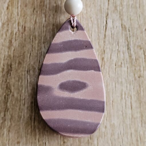 Jaspis („Elfenbein-Jaspis“) -Mala mit Zebra-Rock-Anhänger (Tropfen) – Bild 8