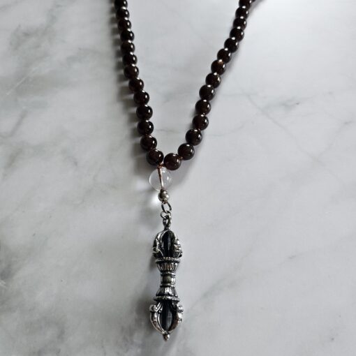 Andradit (Granat) -Mala mit Edelstahlanhänger (Dorje) und Armband – Bild 8