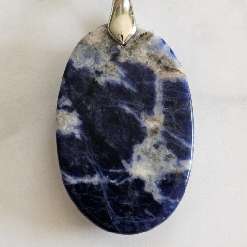 Sodalith (matt) -Schneequarz-Mala mit Sodalith-Anhänger (Oval) – Bild 8