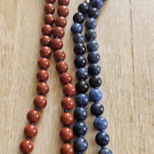 Dumortierit-Jaspis (rot) -Mala (1) mit Dumortierit-Donut – Bild 9