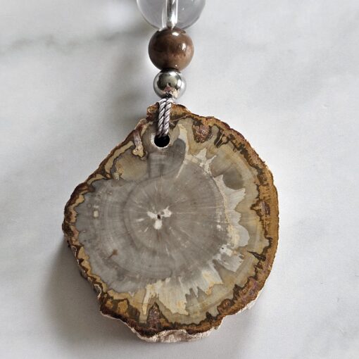 Versteinerte Holz-Mala (2) mit kleinerem, versteinertem Holz-Anhänger (Freiform) und Armband – Bild 9