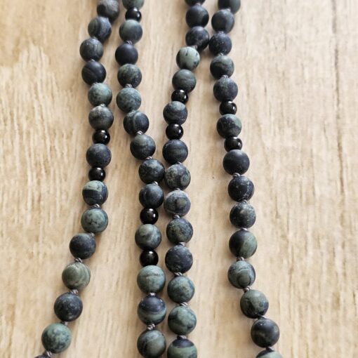 Eldarit ("Kabambastein", matt) -Turmalin (schwarz) -Mala mit Eldarit-Anhänger (Freiform) – Bild 9