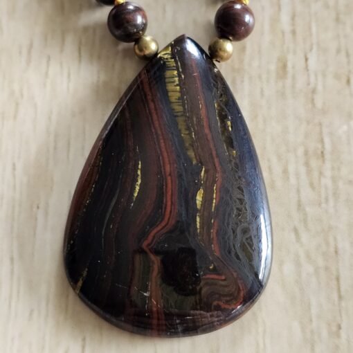 Tigereisen-Messing-Mala (2) mit Tigereisen-Anhänger (Tropfen) und Armband – Bild 9