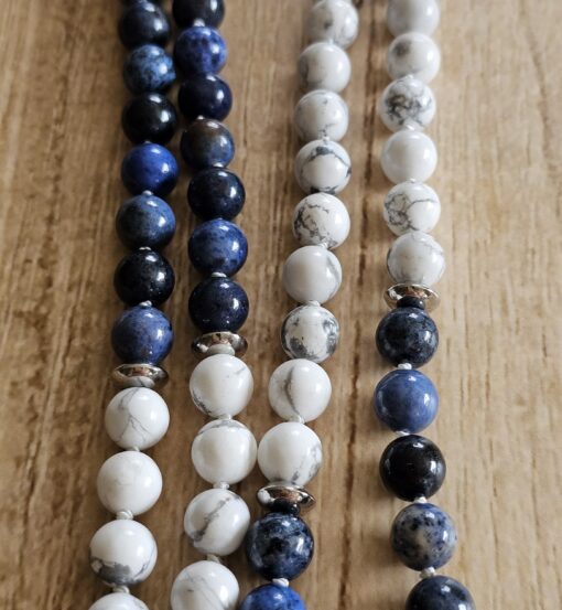 Dumortierit-Magnesit-Mala (2) mit Magnesit-Muschel – Bild 9
