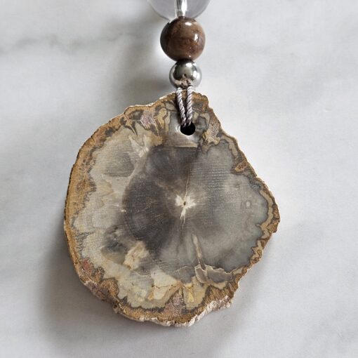 Versteinerte Holz-Mala (2) mit kleinerem, versteinertem Holz-Anhänger (Freiform) und Armband – Bild 10