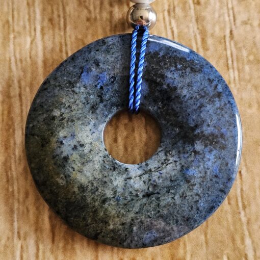 Dumortierit-Magnesit-Mala (1) mit Dumortierit-Donut und Armband – Bild 10
